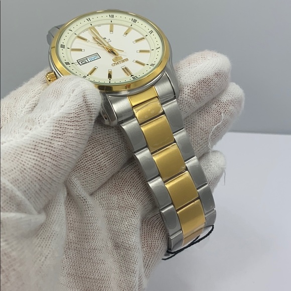 Seiko gold tone automatic day date watch SNKP14K1 - Picture 5 of 6